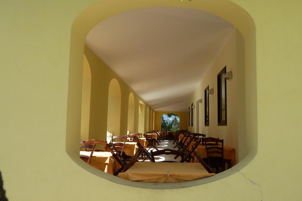 Villaggio Santo Stefano В'єсте Екстер'єр фото